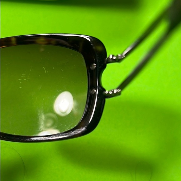 Marc Jacobs Brown tortoise Broken Sunglasses With Case - Picture 11 of 14